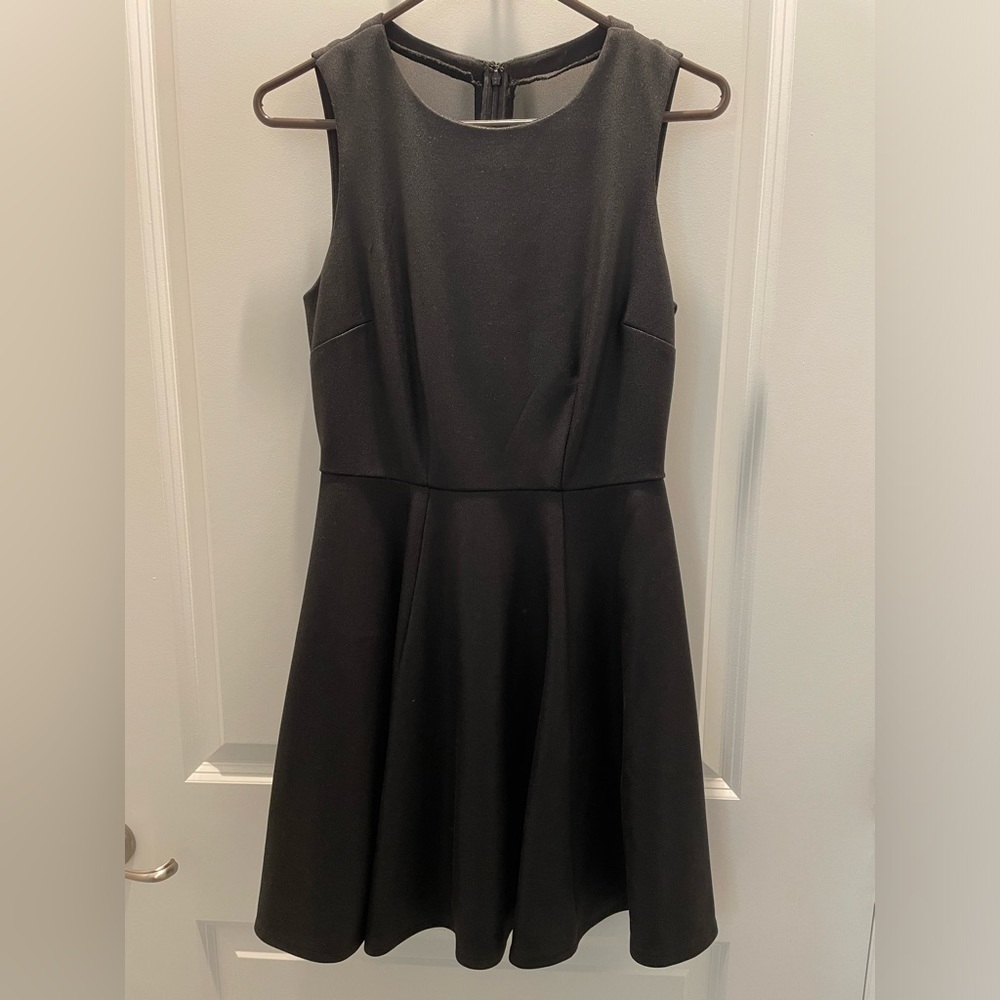 Jennifer Lopez Black Dress, 4